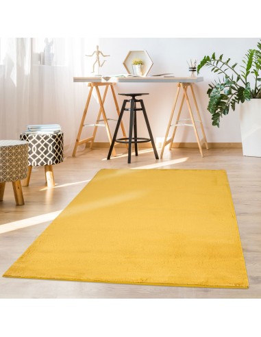 Tapis jaune uni et doux - SIERA suggérées chez