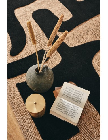 Tapis aspect jute moderne noir BALI Véritable concentré